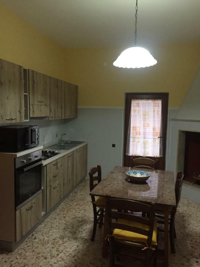Antico Borgo Villa Monacizzo Esterno foto
